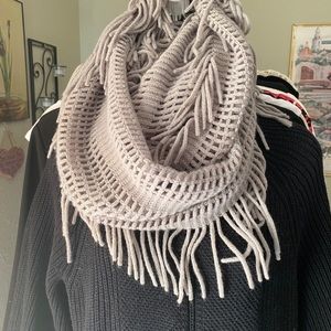 Grey infinity scarf like new super soft